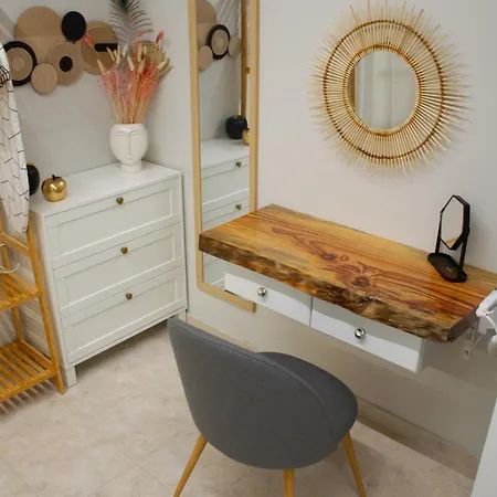 Sunshine Apartment *