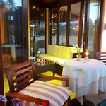 Sunshine Hotel de apartamente *